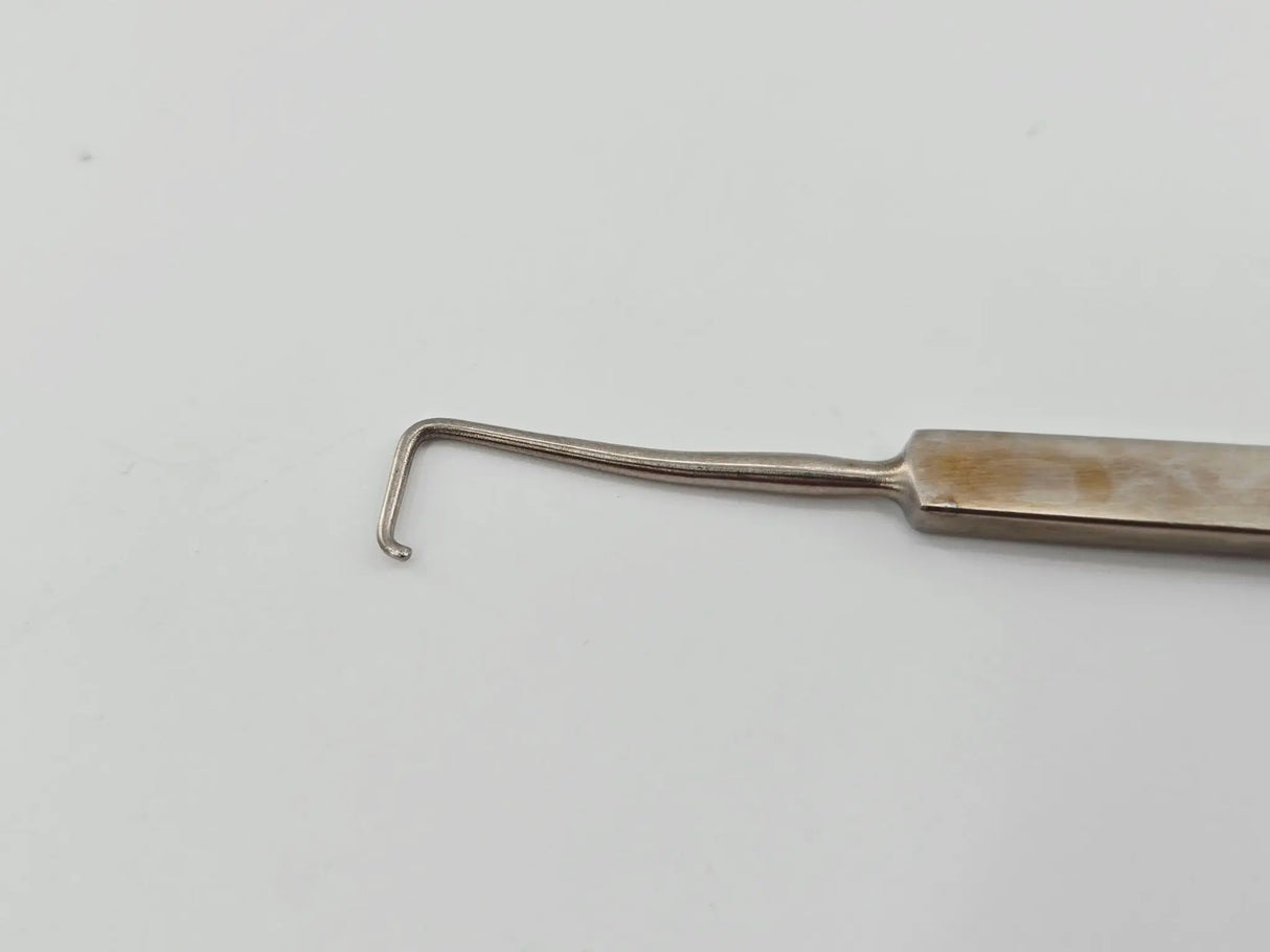 Konig MDS0745009 Green Strabismus Hook Ophthalmology 5" Primis Medical