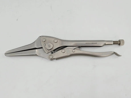 Aesculap MG028R Flat Nose Pliers w/ Locking Mechanism Orthopedic 9-1/2" Primis Medical