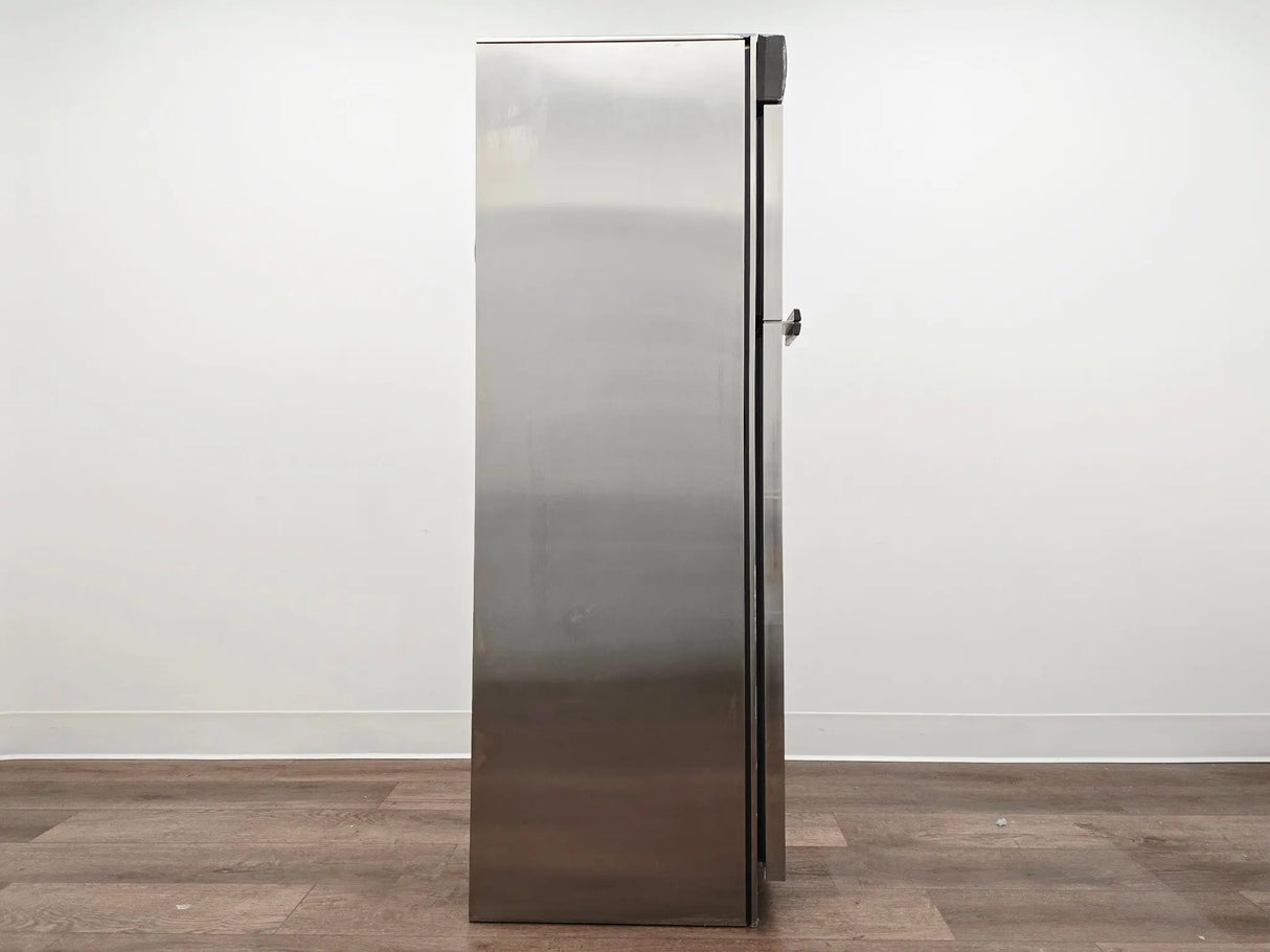 Steris QDJ04 Amsco Warming Cabinet Dual Compartment Warmer Solid Steel Door Primis Medical