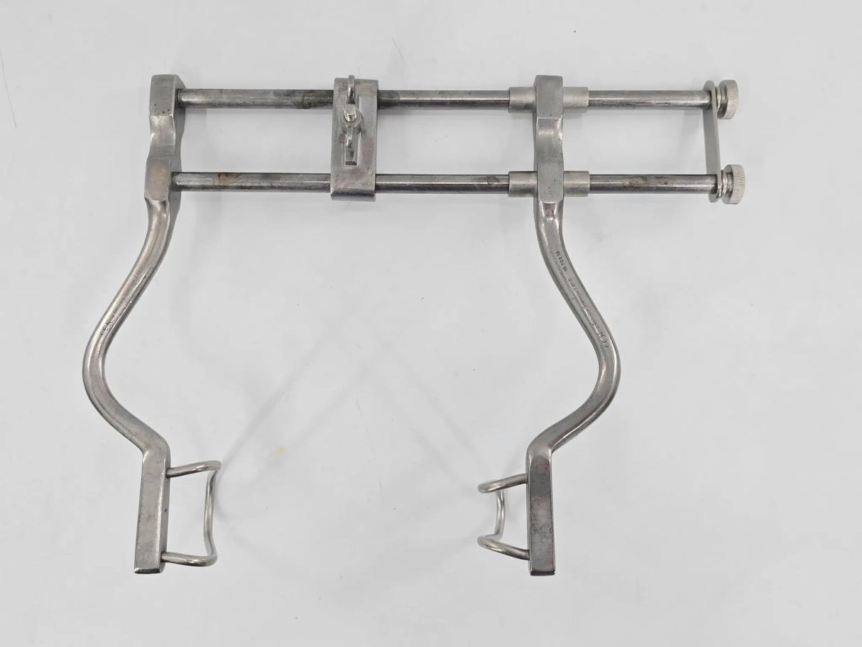 Konig MDS1876418 Balfour Abdominal Retractor w/ 180mm Spread & Two Center Blades Primis Medical