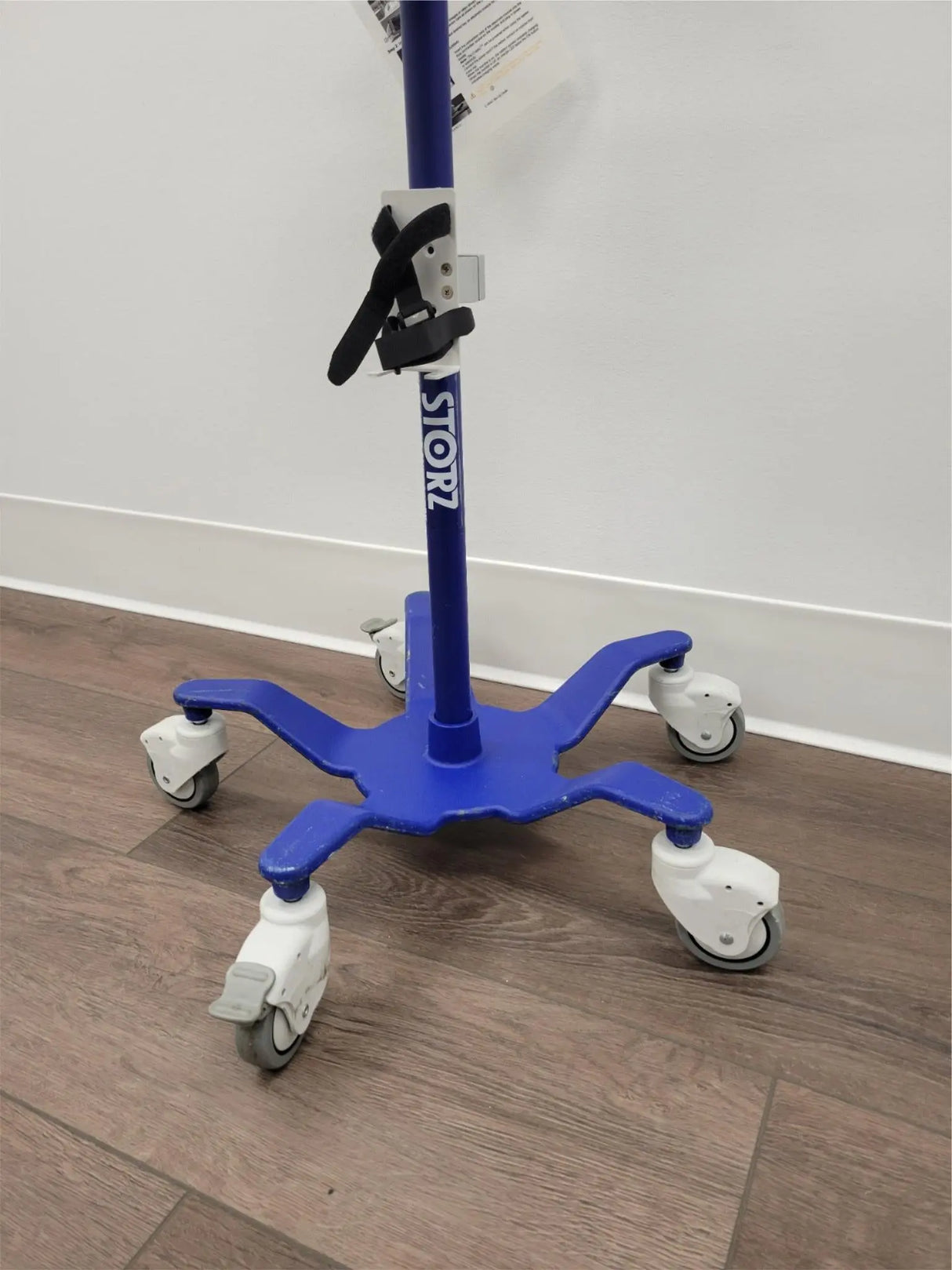 Ambu FMP030-REAM aView Pulmonary Endoscopy System w/ Power Adapter Rolling Stand Ambu