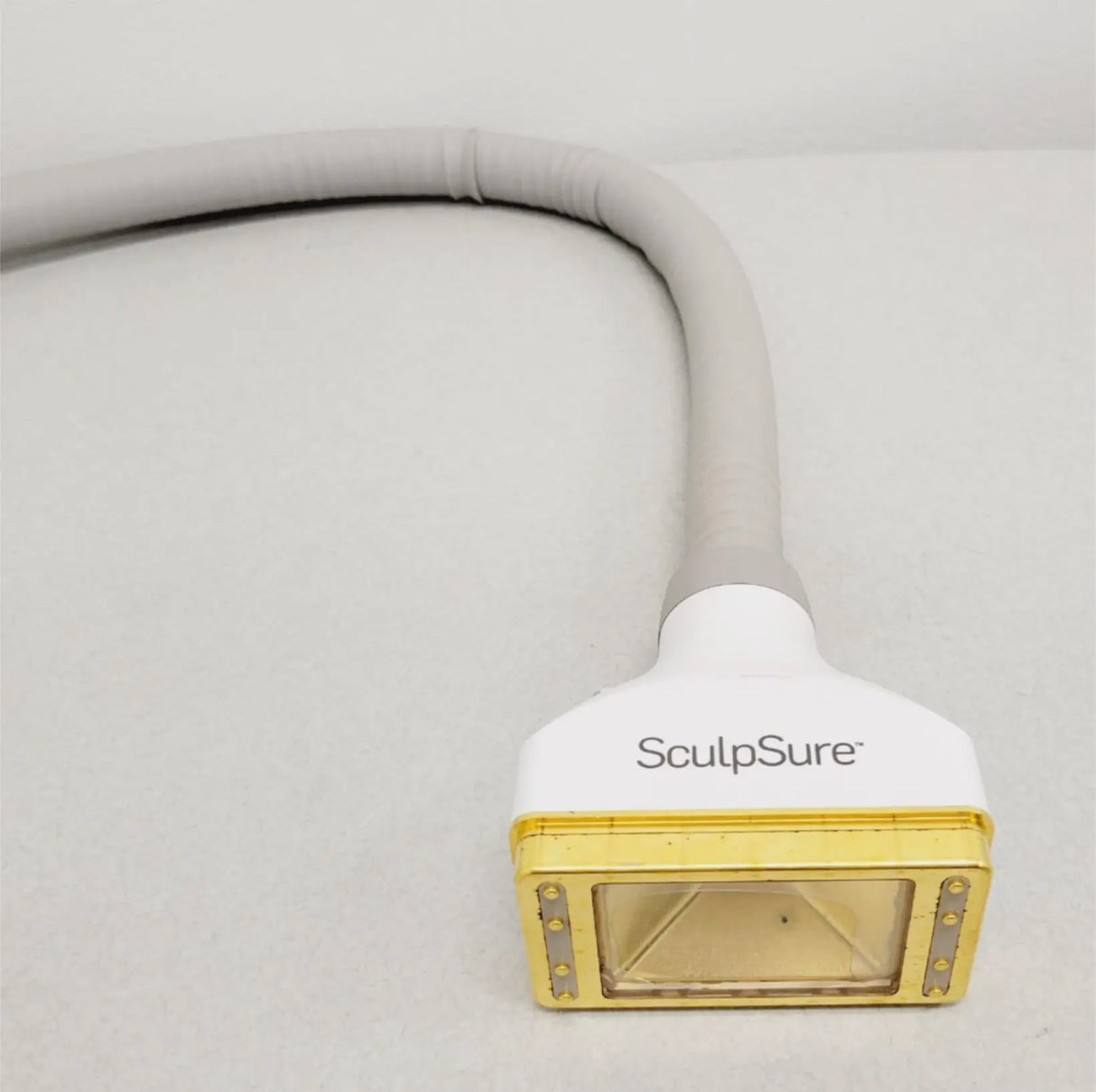 Cynosure R100-7026-100 SculpSure Non-Invasive Body Contouring Applicator REV 04 Cynosure