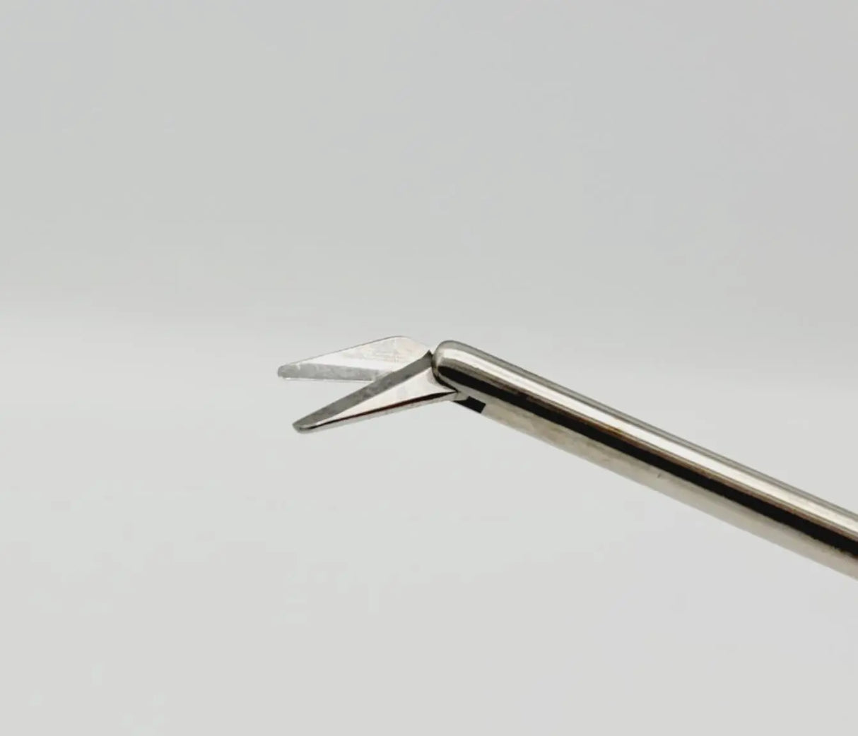 CardioVations SC-30-22-5 Scissors Curved Right 13-1/7" CardioVations