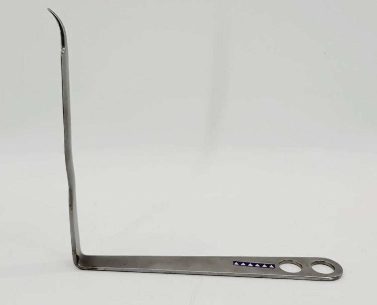 V. Mueller OS4160-012 Hohmann Retractor Blade 22mm Wide Curved 120° 16" V. Mueller