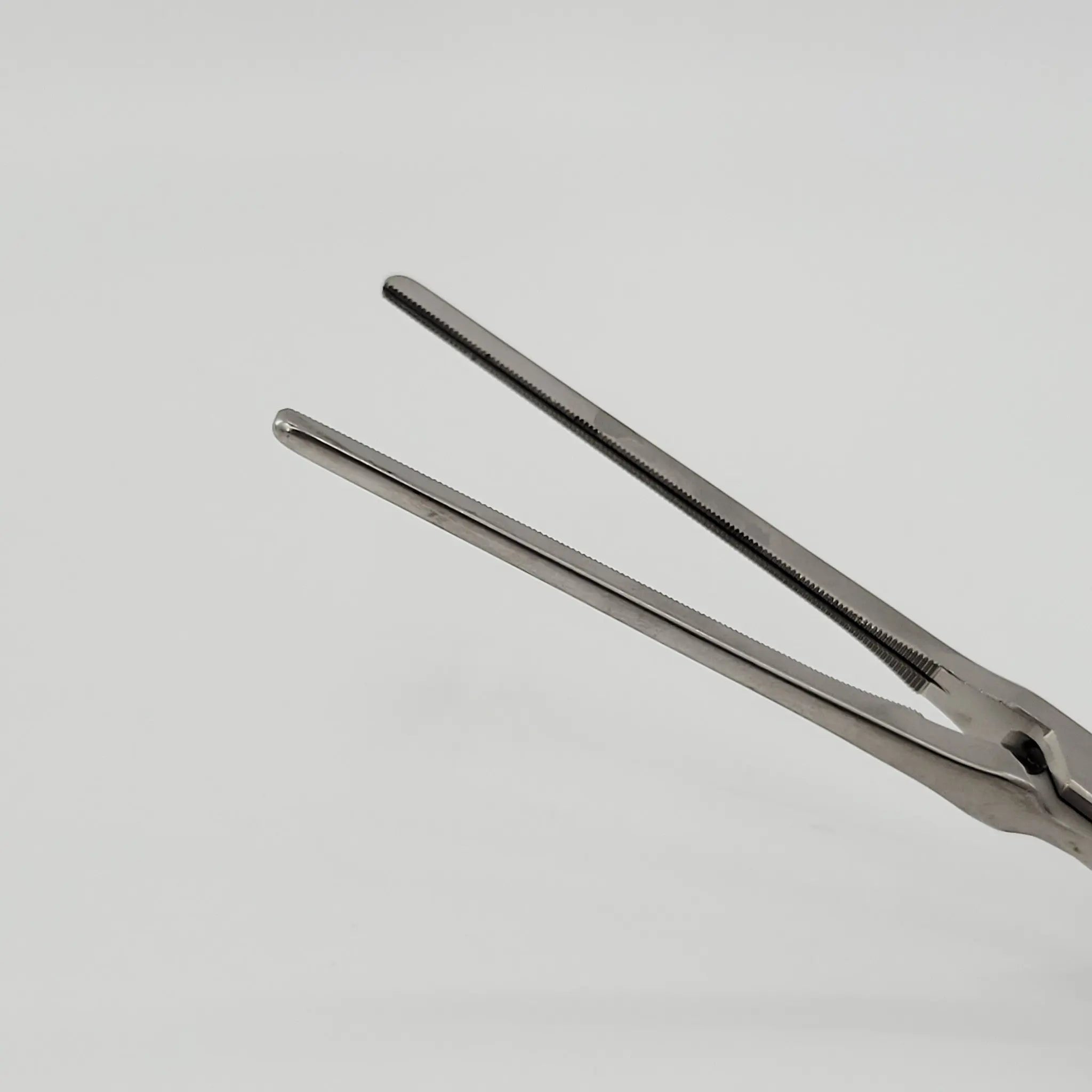 V. Mueller CH6640 Cooley Iliac Clamp Shanks Angled 45° Straight