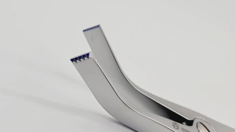 Synthes 399.10 Bone Spreader 8mm Width of Beak 8-1/2" New Synthes