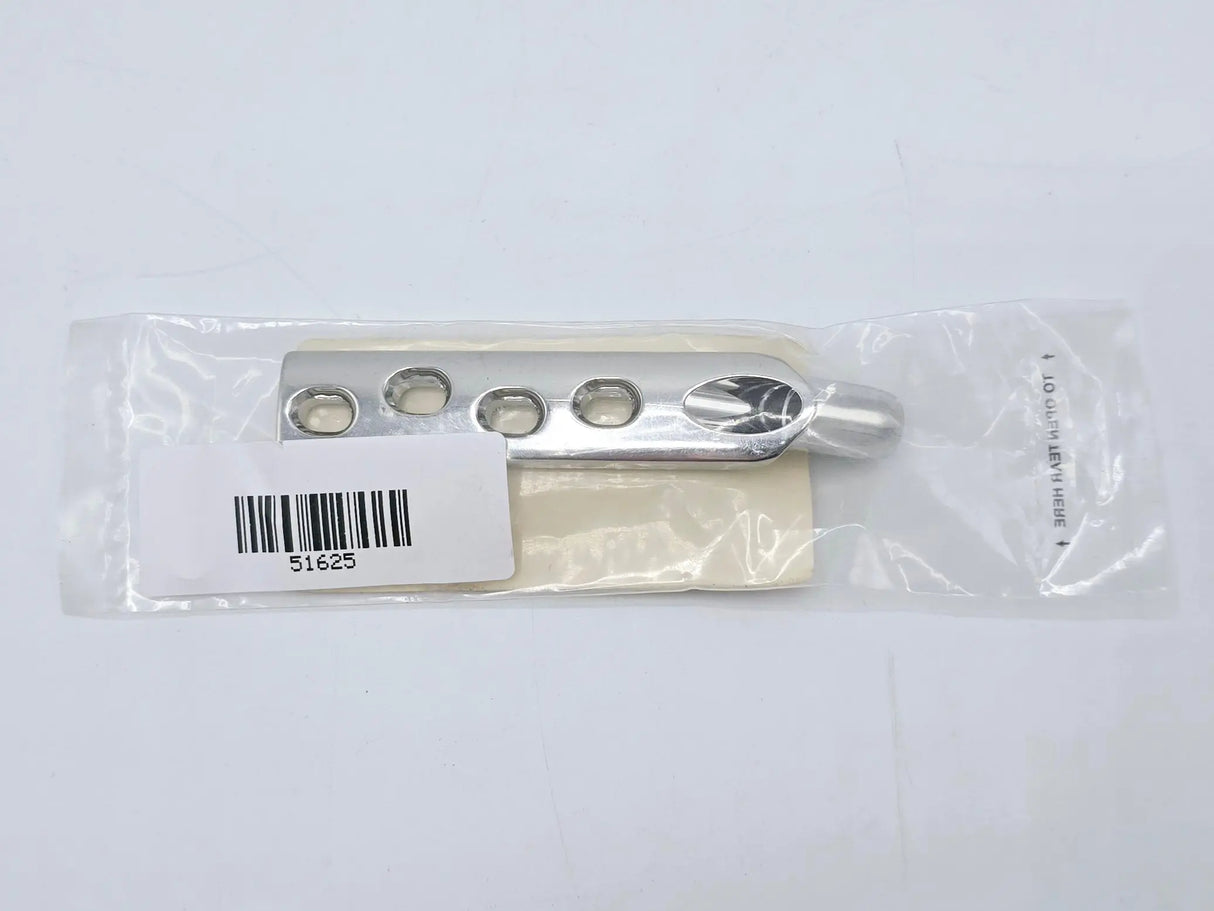 Synthes 281.84 150° DHS Plate-Short Barrel 4 Holes/78mm Synthes