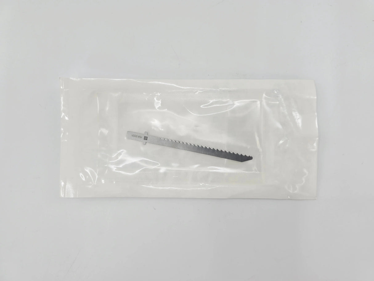 Brasseler KM-300R Reciprocating Large Bone Blade 77.5mm x 6.3mm Brasseler