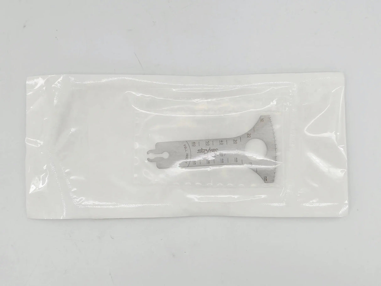 Stryker 2108-197-000 2108 Series Sagittal Saw Blade Wide Flare (48.1 x 0.64 x 61.7mm) 1/EA Stryker