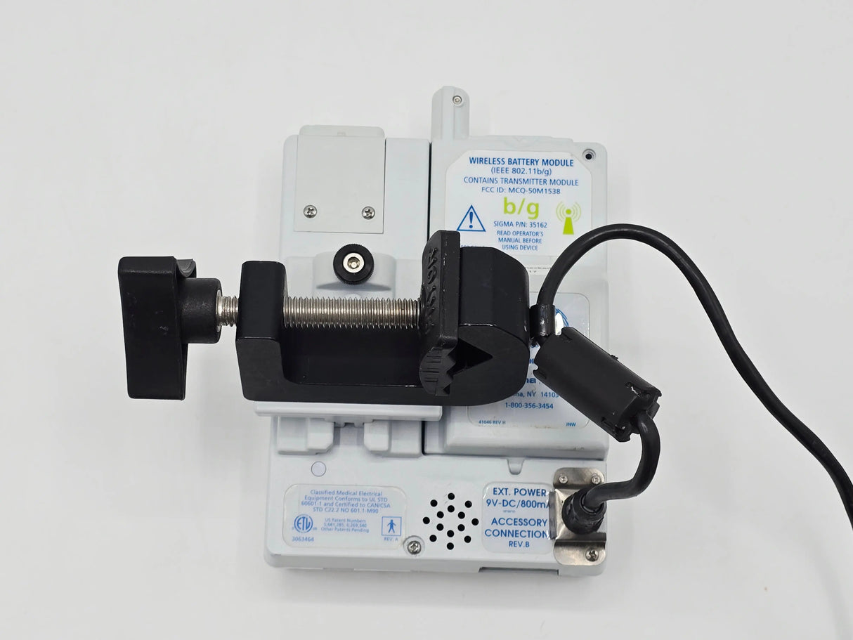 Baxter Sigma Spectrum 35162 Infusion Pump w/ Clamp Power Adapter Battery Baxter