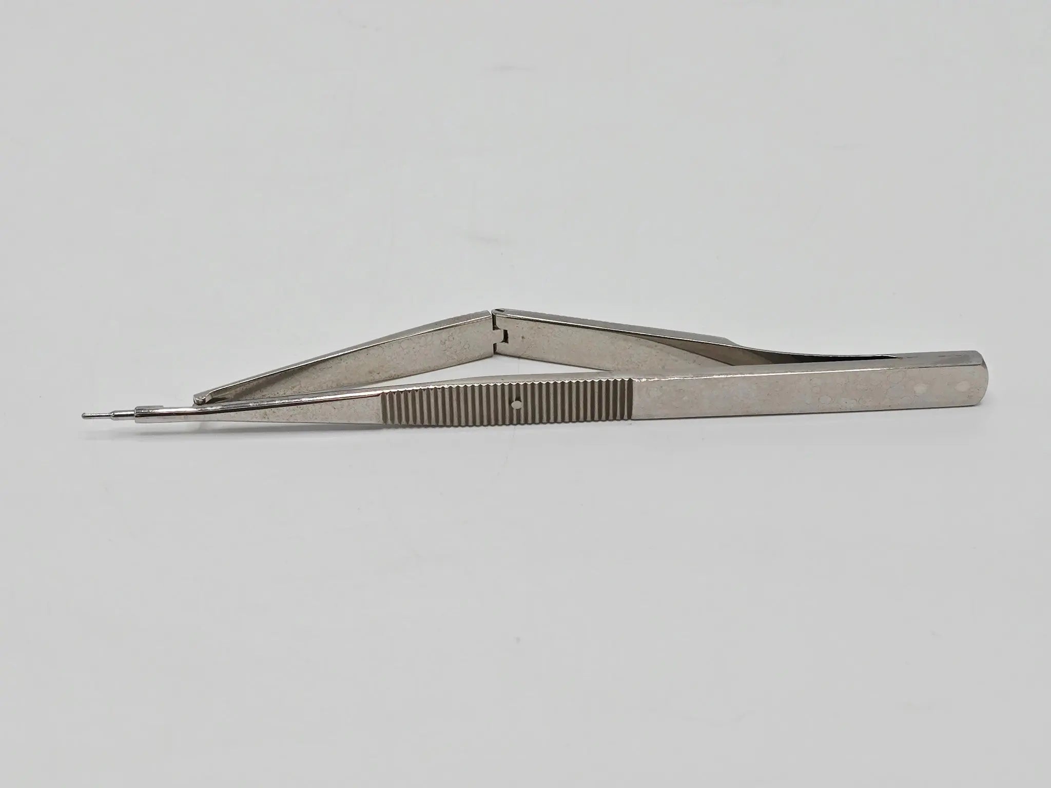 Ambler Surgical 7220E Kelly Decemet Membrane Punch 0.75mm