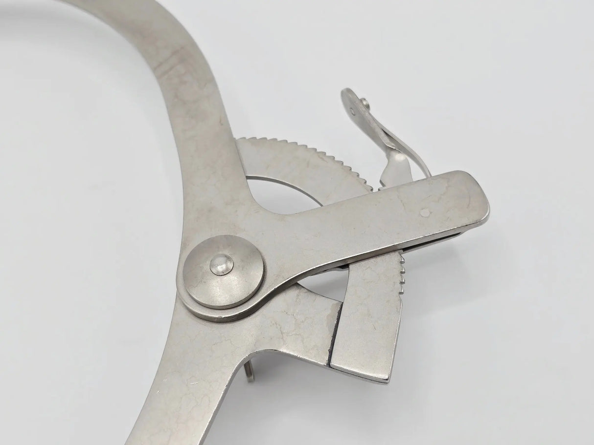 V. Mueller SU3055 O’Sullivan-O’Connor Abdominal Retractor with 2 XBBR Blades Primis Medical