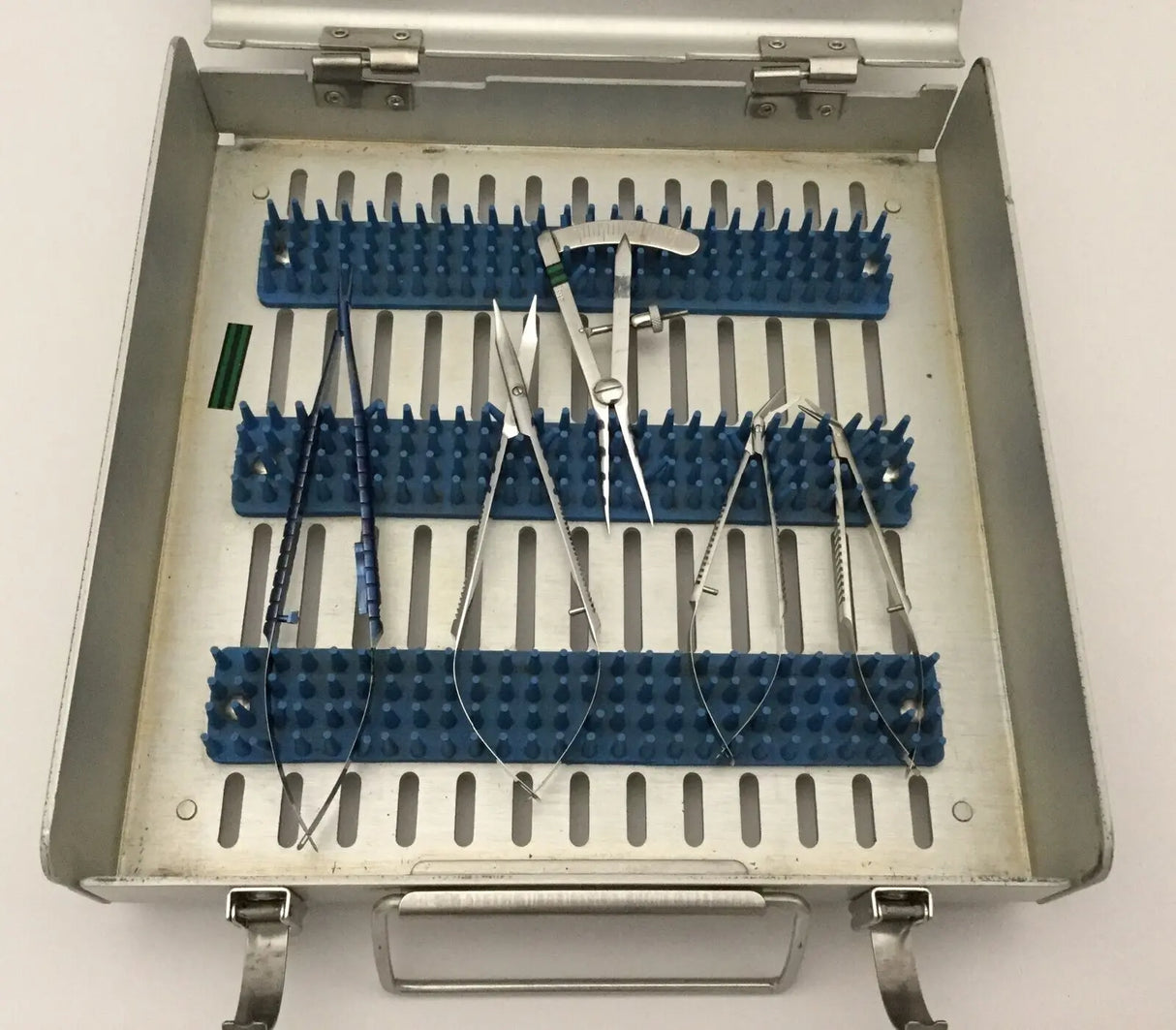 Ophthalmic 12pc Surgical Set w/ Case Unbranded