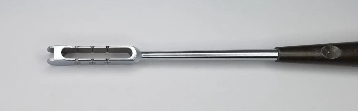 Medtronic 907-582 Orthopedic Size 14 Free Hand Chisel 11" Medtronic