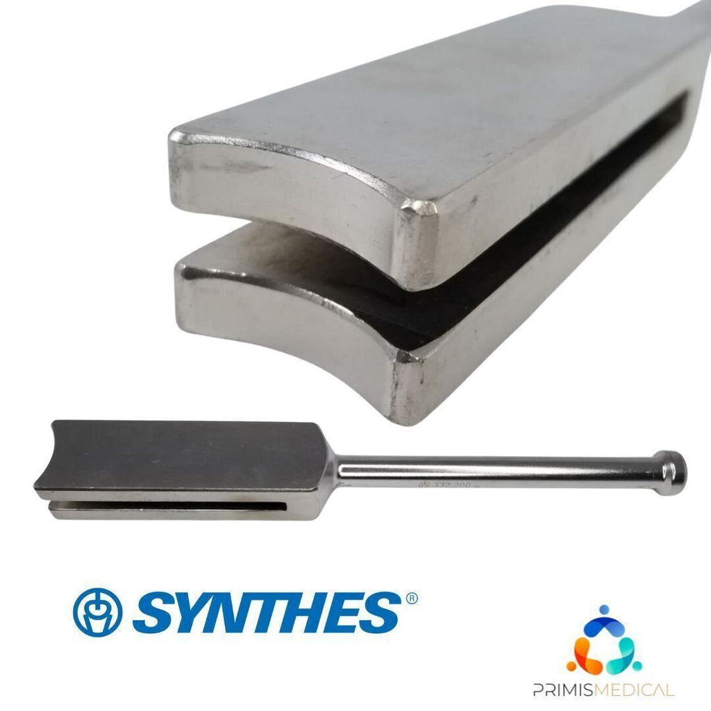 Synthes 332.200 Orthopedic Slotted Hammer 10-1/2"