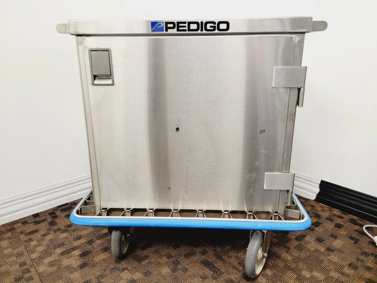 Pedigo CDS-256-LD Closed Surgical Case Cart Excellent Condition Pedigo