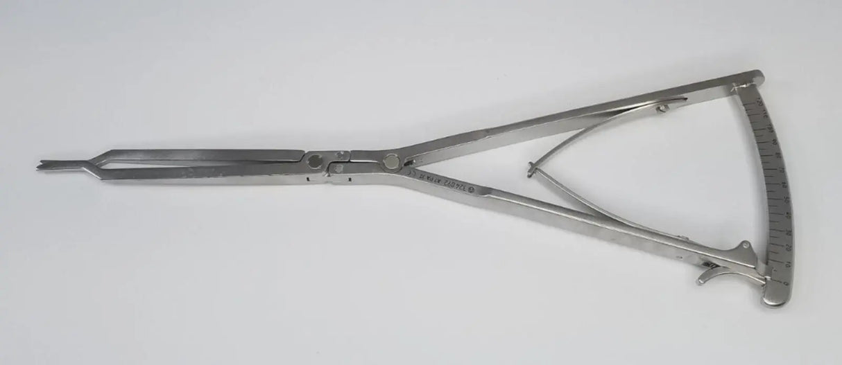 Synthes 324.092 Vertebral Gauge 11-1/2" (New) Synthes