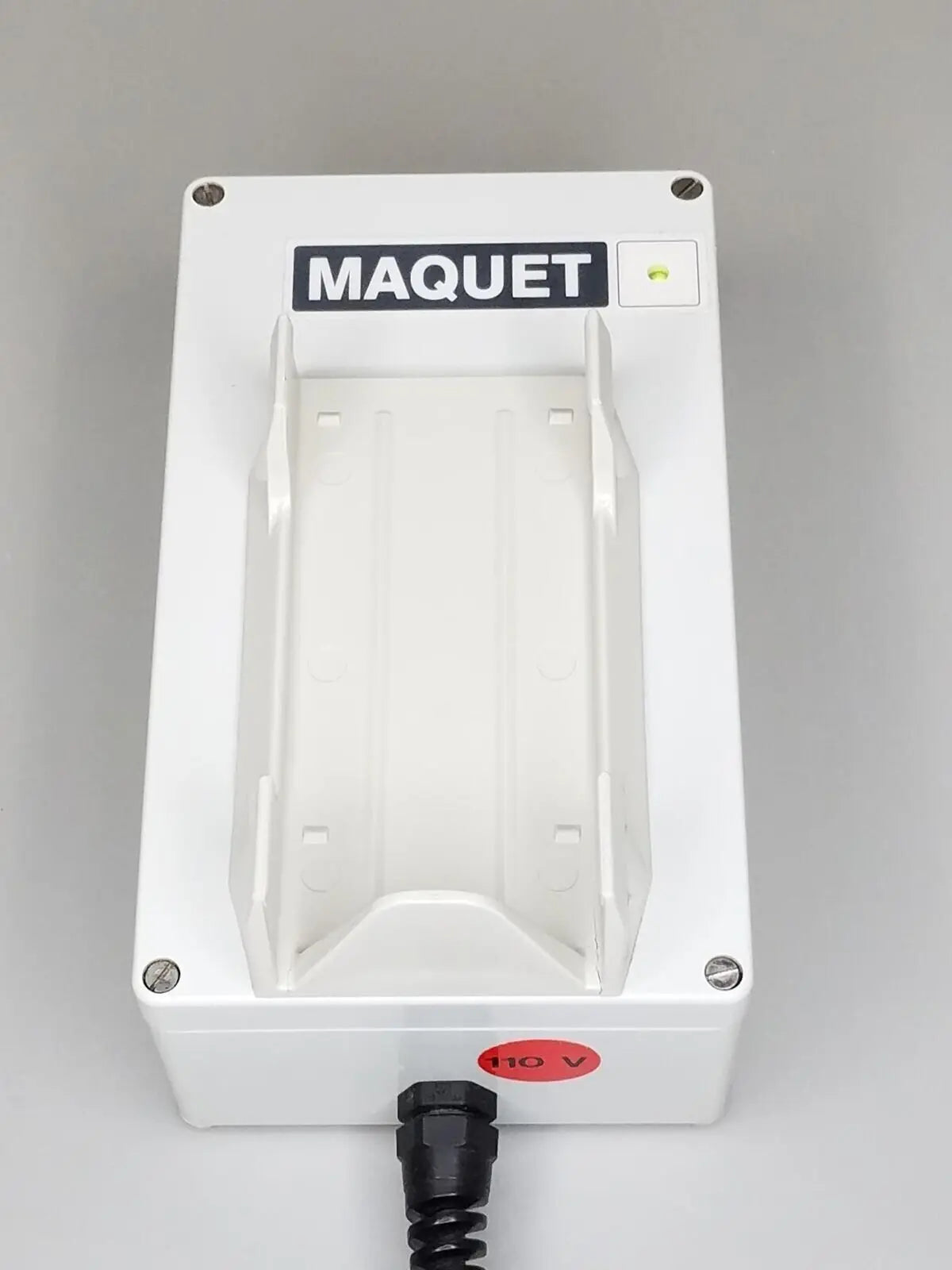 Maquet 3.112.483.3 Surgical Wireless Table Handpiece w/ Charger 3.110.26B.9 Maquet