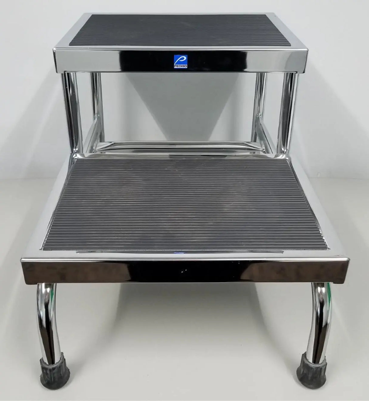 Pedigo P-18 Double Step Stool without Handle Pedigo