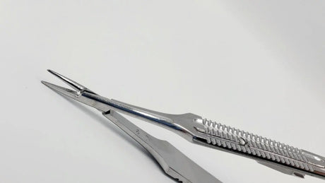 Storz E3861 Castroviejo Locking Holder 8mm 4-7/8" Storz