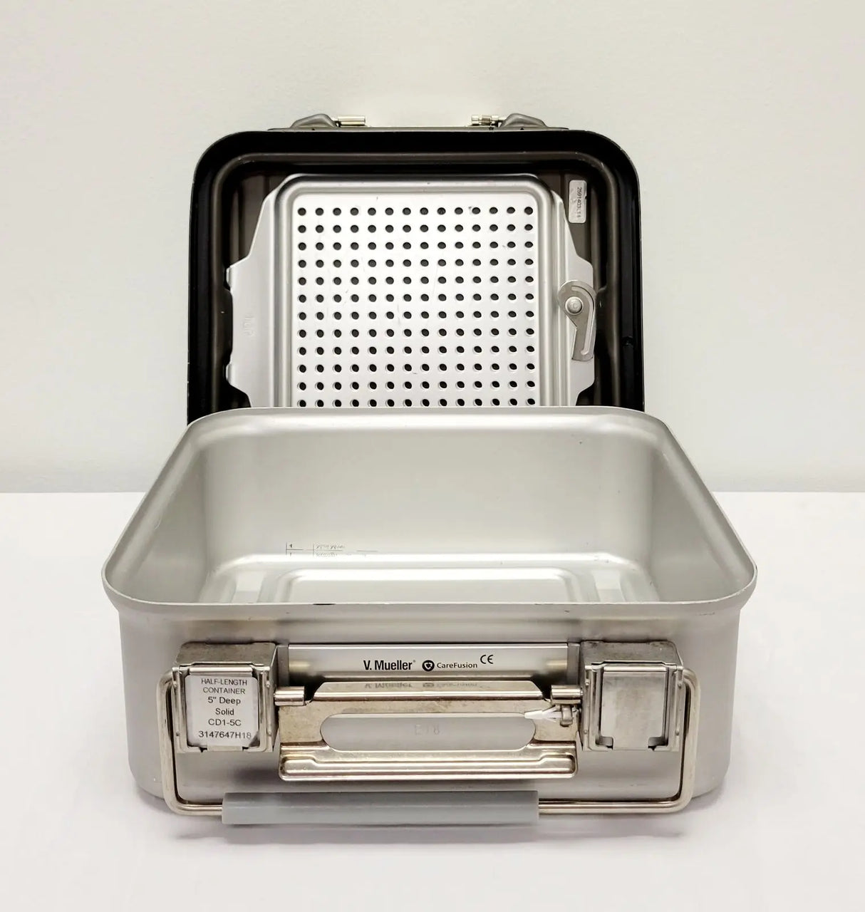 V. Mueller CD1-5C Genesis Half-Length Container 11 X 12 V. Mueller