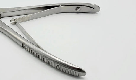 V. Mueller AU6781 Ruskin Rongeur Forceps Double-Auction 6mm Jaw Curved 7-1/2" V. Mueller