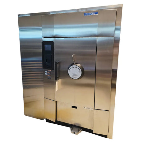 STERIS AMSCO 400 Series Small / Medium Steam Sterilizer Autoclave - Pre-Owned STERIS