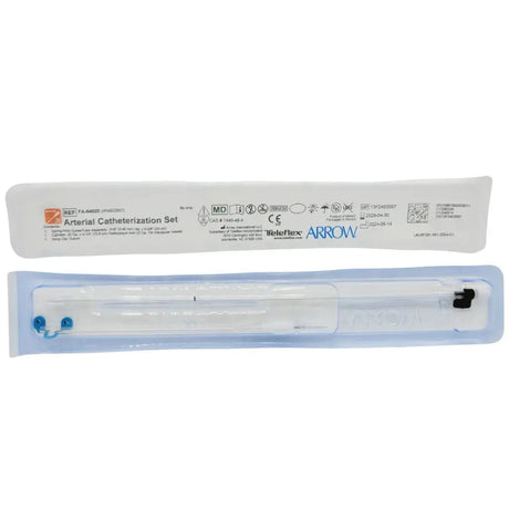 Arrow FA-04020 Arterial Catheterization Set 20G Arrow