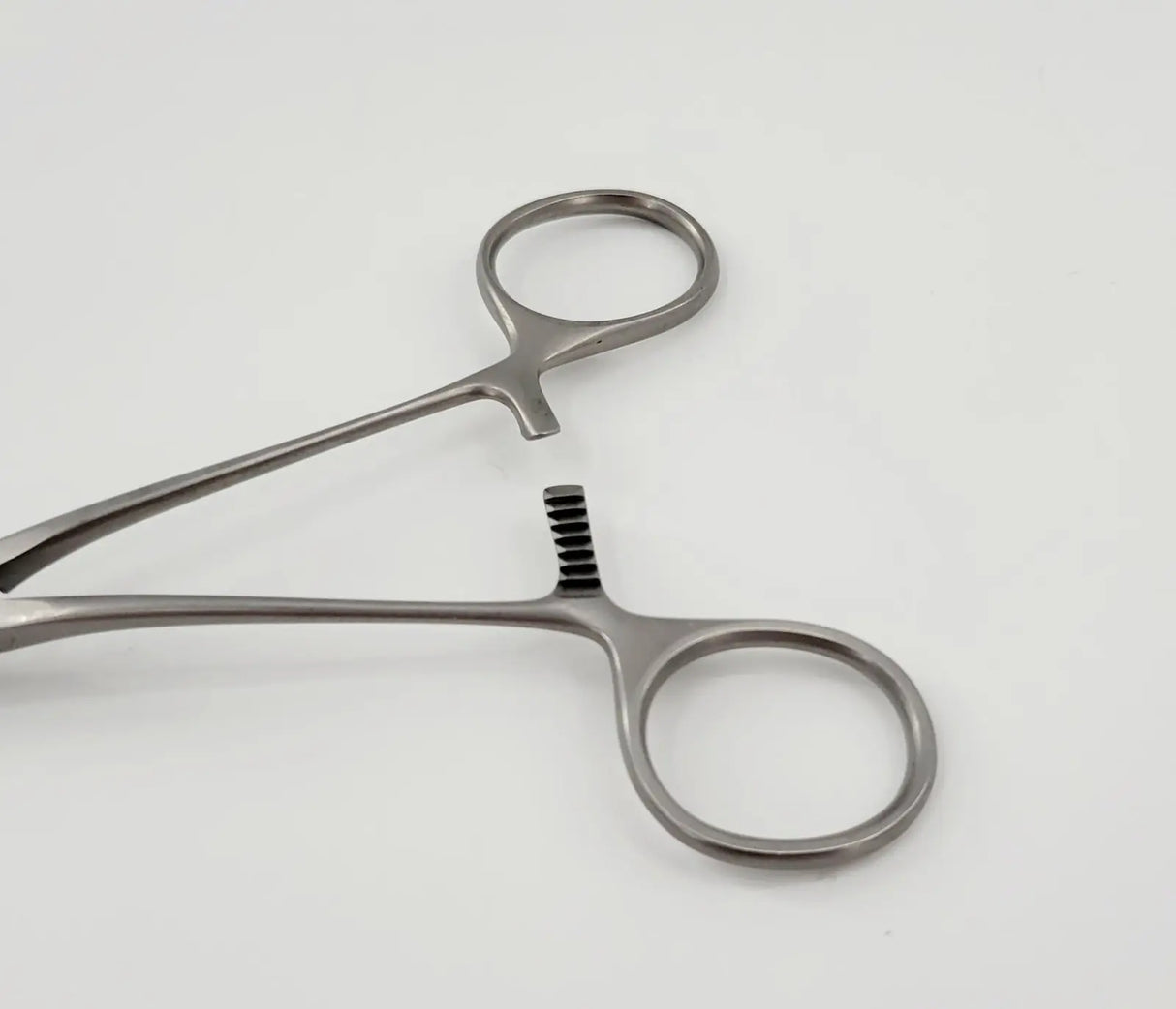 Aesculap FB558R De Bakey Atraumatic Vascular Clamp 170mm 6-3/4" Aesculap