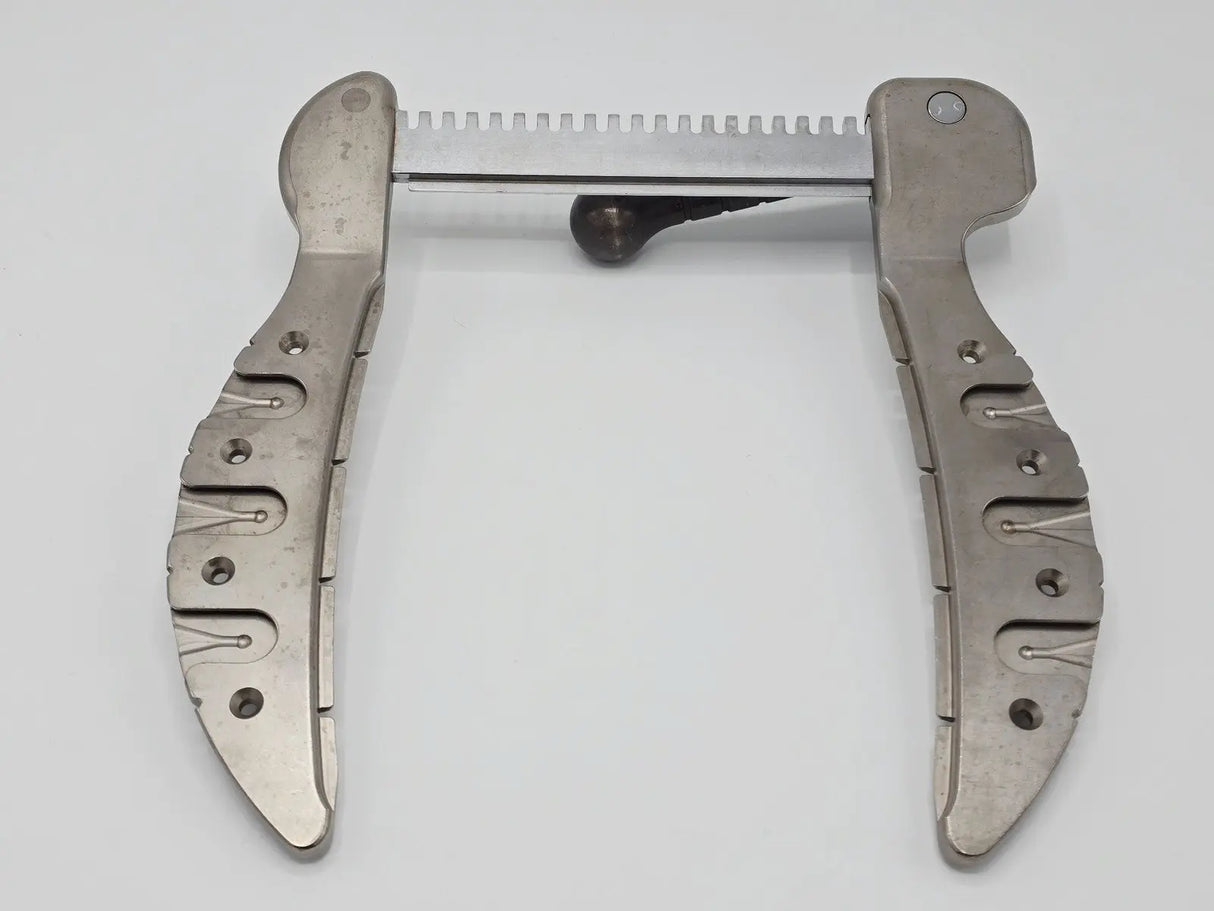 Genzyme Vascular Retractor & Clamp Set Transplant Vascular Surgery 11 pieces Primis Medical