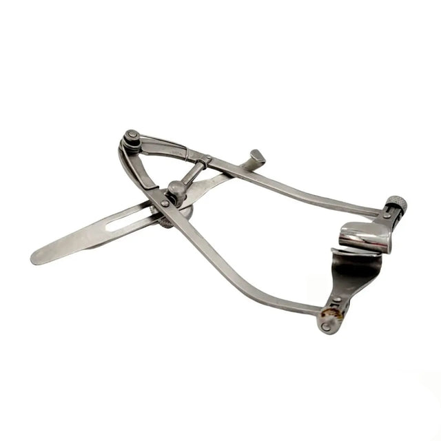 Karl Storz E4007 Maumenee-Park Speculum Ophthalmic 3" Karl Storz