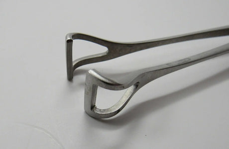 Konig MDS6416024 BabCock Seizing Surgical Forceps Konig