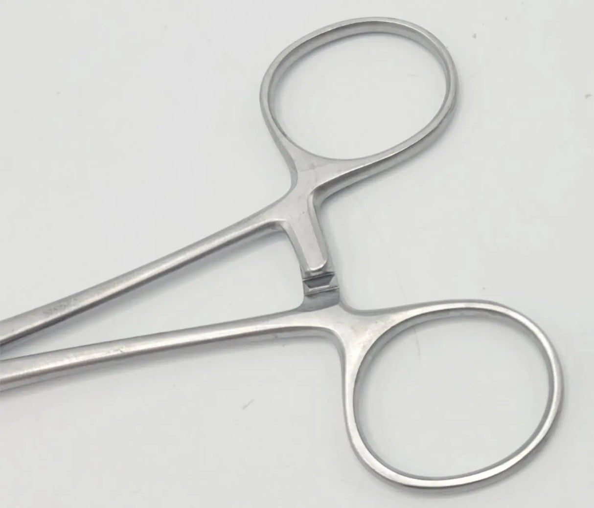 Medline Furst MDS5452015F Lahey Goiter Vulsellum Forceps 6-1/4" Furst