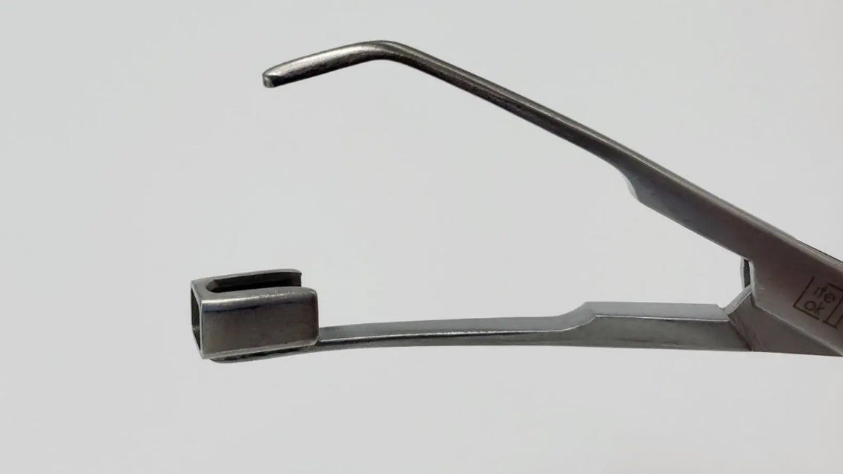 Pilling 35-3040 Satinsky Clamp 1-1/4" DeBakey Jaw  7-1/2" Excellent Condition Pilling