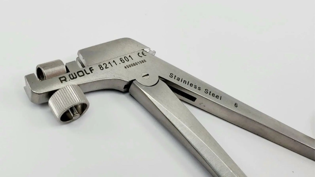 Richard Wolf 8211.601 ENT Comprising Stainless Steel Handle 4-3/8" R. Wolf